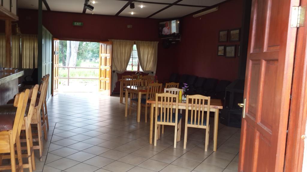 The Old Mill Hotel Machadodorp Extérieur photo