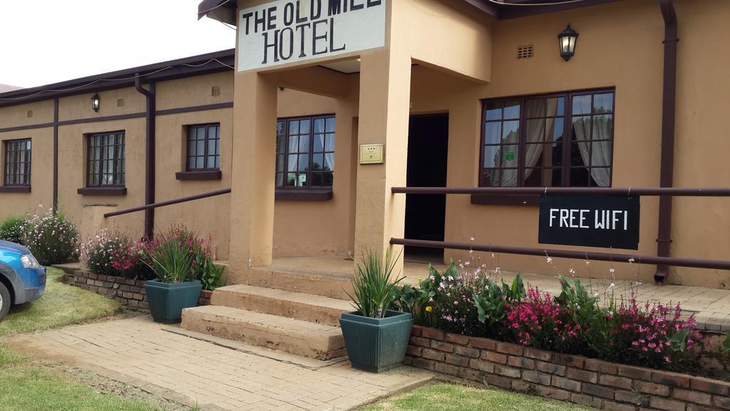 The Old Mill Hotel Machadodorp Extérieur photo