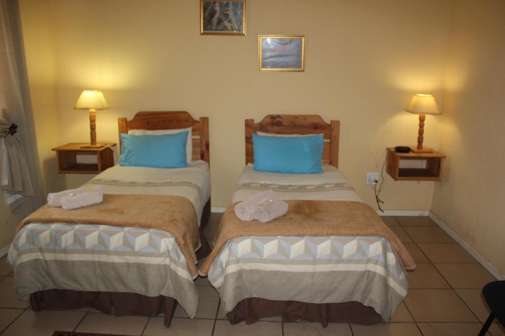 The Old Mill Hotel Machadodorp Extérieur photo